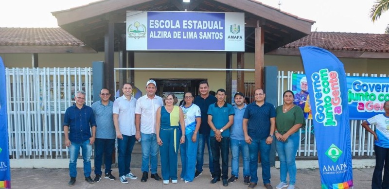 notícia: Governo entrega prédio revitalizado da Escola Alzira Santos, em Tartarugalzinho