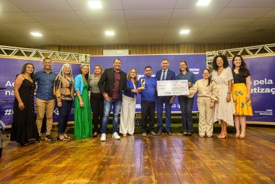 notícia: Governo do Amapá premia 20 escolas com os melhores índices de alfabetização