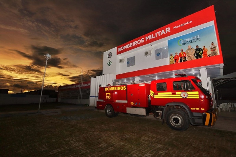 notícia: Estado Forte, Povo Seguro: Governo do Amapá entrega quartel do Corpo de Bombeiros no Macapaba