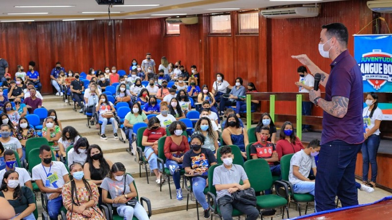 notícia: Êxito do Amapá Jovem atrai gestores de Rondônia para conhecer a política pública