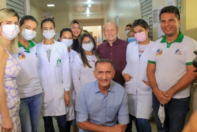 notícia: Vacina em Casa: Governo lança programa que reforça a imunização em bairros de Macapá e Santana