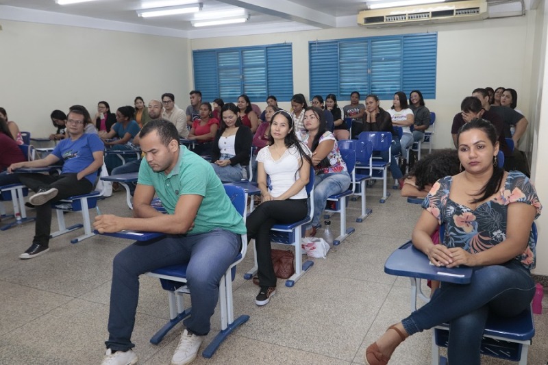 notícia: Concurso da Educação: candidatos participam da prova objetiva neste domingo, 16