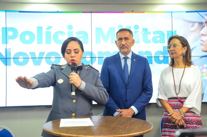 notícia: Governador Waldez nomeia coronel Heliane Braga a 1ª mulher a comandar a Polícia Militar do Amapá