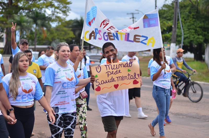 notícia: Governo realiza caminhada para sensibilizar sobre os cuidados com a saúde mental