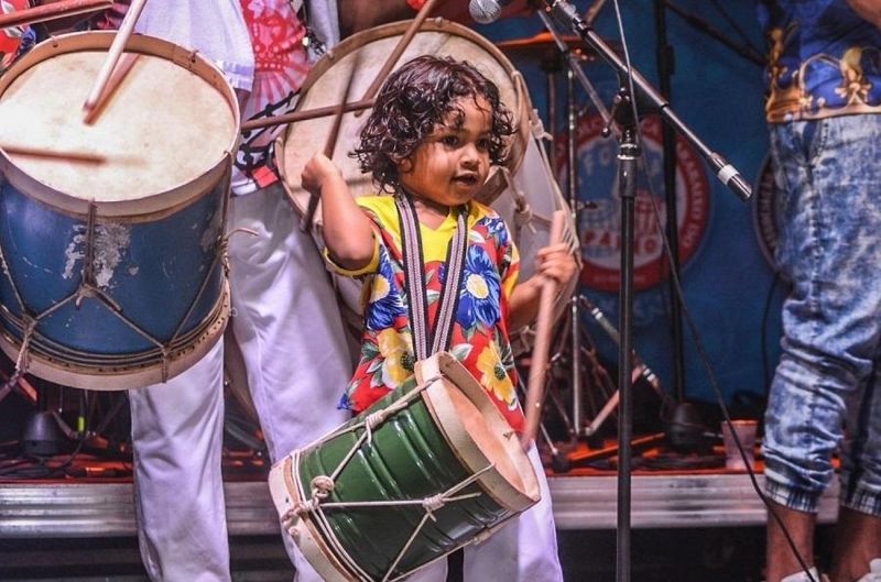 Desde janeiro, Governo do Estado fortalece cultura amapaense com resgate da quadra junina e desfile das escolas de samba <div class='credito_fotos'>Foto: Divulgação   |   <a href='/midias/2023/originais/15620_e6101aa0-41ce-f97f-e6dd-7e1ec68fad9a.jpg' download><i class='fa-solid fa-download'></i> Download</a></div>