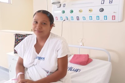 notícia: ‘Encontrei alívio para saúde de minha filha’, conta mãe ribeirinha atendida na nova maternidade de Santana 