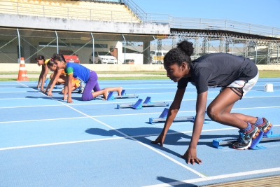 notícia: Governo abre inscrições para escolinha de atletismo no Estádio Olímpico Zerão