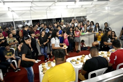 notícia: Festival Burger Fest Rock reúne culinária criativa e empreendedorismo com o apoio do Governo do Estado