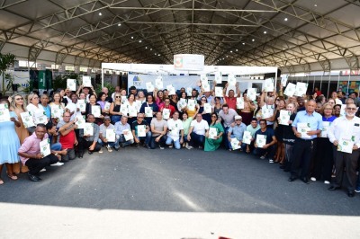 notícia: Na 52ª Expofeira, Governo do Amapá recebe 117 novos servidores da União para atuar em órgãos públicos do Estado