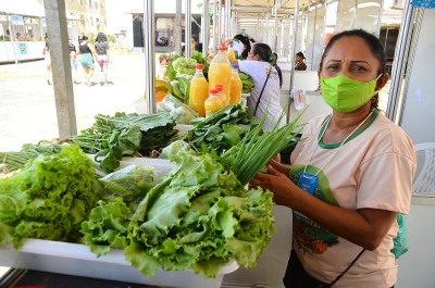 notícia: Governo do Amapá realiza Feira Itinerante do Produtor Rural no Conjunto Macapaba