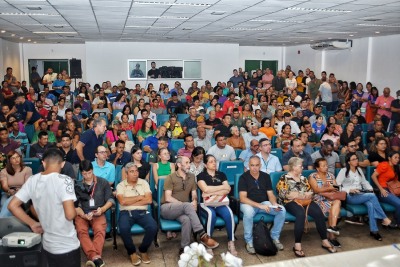 notícia: Governo do Amapá debate com moradores de Porto Grande os impactos ambientais da exploração de minério na região