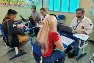 notícia: Caravana do Trabalhador alcança Zona Oeste de Macapá com mais 30 serviços gratuitos no bairro Marabaixo