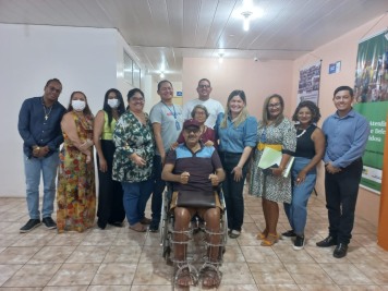 notícia: Secretaria de Assistência Social e conselhos estaduais de direitos debatem rede socioassistencial do Amapá