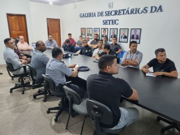 notícia: Após criação de força-tarefa, estado não registra furtos de cabos de internet na Rede Comunitária de Macapá