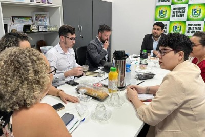 notícia: Governo do Amapá discute cooperação internacional com o Canadá visando intercâmbios estudantis e profissionais 