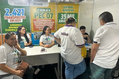 notícia: Governo do Estado registra mais de 200 atendimentos sobre transposição na 52ª Expofeira do Amapá