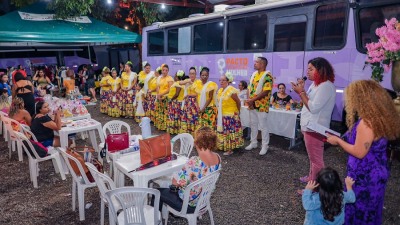 notícia: Empreendedorismo feminino, serviços de cidadania e atrações artísticas marcam o ‘Sarau Delas’