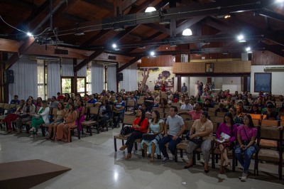 notícia: Assistência Social leva apoio técnico sobre CadÚnico e novo Bolsa Família aos municípios