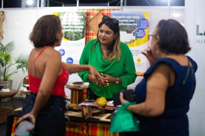 notícia: Empreendedora da Guiana Francesa traz experiência com produção de chocolates para a 52ª Expofeira do Amapá