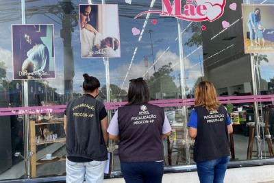 notícia: Procon Amapá orienta consumidores e comerciantes sobre compras e vendas de Dia das Mães