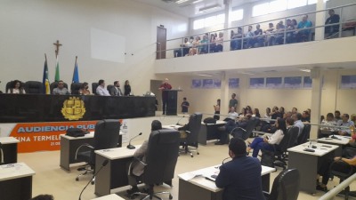 notícia: Governo do Amapá debate licenciamento ambiental de projeto que prevê construção de usina termelétrica em Santana