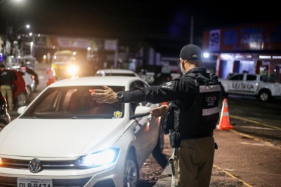 notícia: Operação Lei Seca do Governo do Amapá aborda mais de 400 condutores no 22º Carnaguari