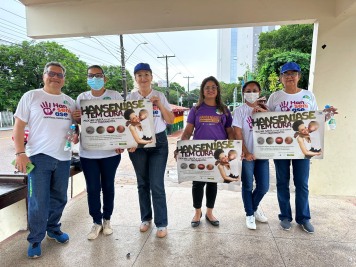 notícia: Com blitz educativa no Centro de Macapá, Vigilância em Saúde alerta sobre prevenção e sinais da hanseníase
