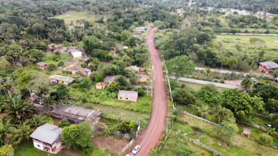 notícia: Governador do Amapá assina ordem de serviço para pavimentação do ramal do Porto do Céu