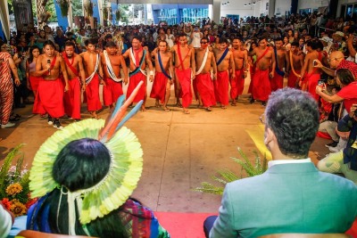 notícia: Em posse histórica, governador do Amapá oficializa as novas gestoras dos Povos Indígenas e da Fundação Marabaixo em evento com a ministra Sônia Guaj