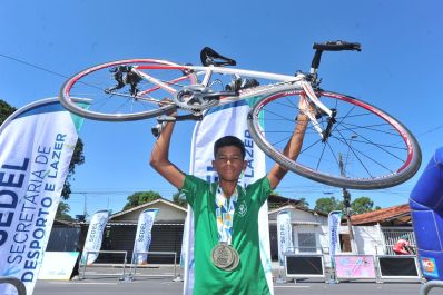 notícia: 'Fim de semana incrível', diz ciclista após três ouros nos Jogos Escolares Amapaenses