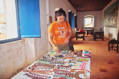 notícia: Fortaleza de São José de Macapá passa a ter feira de artesanato indígena uma vez por mês 