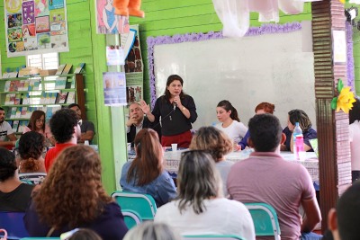 notícia: Secretaria de Educação reorganiza oferta de ensino nas escolas da comunidade Cachoeirinha, na Ilha Santana