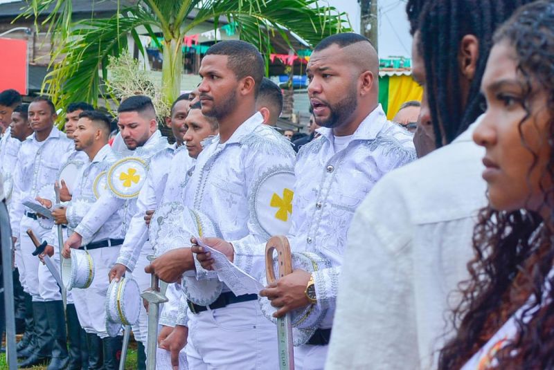 Missa celebra a fé do povo de Mazagão Velho no Dia de São Tiago.

Em 2024, festividade completa 247 anos de tradição e recebe apoio do Governo do Amapá. <div class='credito_fotos'>Foto: Maksuel Martins   |   <a href='/midias/2024/originais/15645_1162d292-cd32-77fe-083e-9651616dd2a6.jpg' download><i class='fa-solid fa-download'></i> Download</a></div>