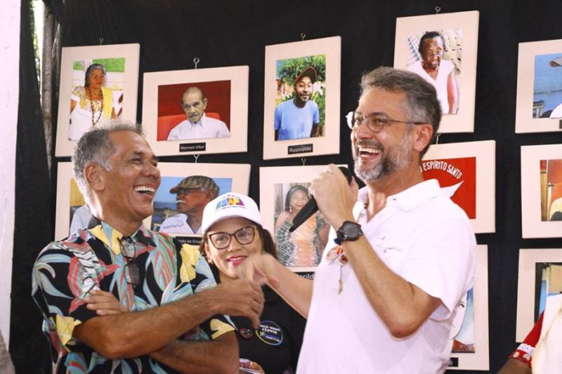 Governador Clécio Luís e o cantor Carlitão, da Banda Placa