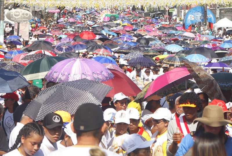 A expectativa é que mais de 200 mil fiéis participem da maior manifestação religiosa do estado