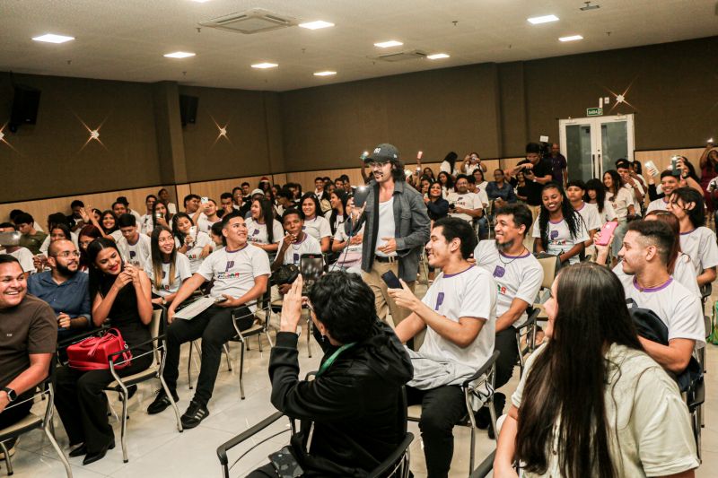 A palestra abordou temas como, mercado de trabalho, a profissão de creator, capacitação dinâmica, corte seco, visão empreededora e muito mais