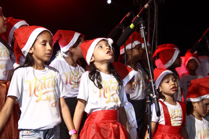 Crianças de todas as idades participaram do momento