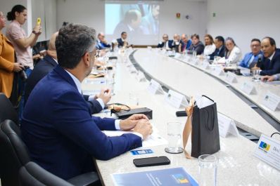 notícia: Governador Clécio Luís participa de sessão inédita do Colégio de Procuradores de Justiça do Amapá, em Brasília