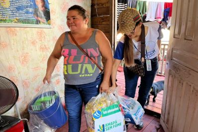 notícia: Cerca de 50 famílias atendidas pelo Governo do Estado já retornaram voluntariamente ao lar, após alagamentos em Macapá