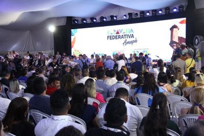 notícia: Com apoio do Governo do Amapá, passagem da Caravana Federativa marca conciliação da União com o Estado e municípios