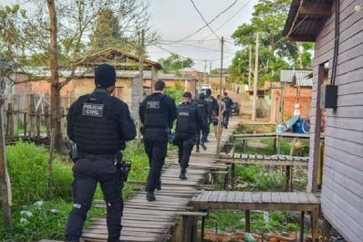 notícia: Polícia Civil do Amapá debate estratégias de combate a grupos criminosos com Exército Brasileiro e Receita Estadual 