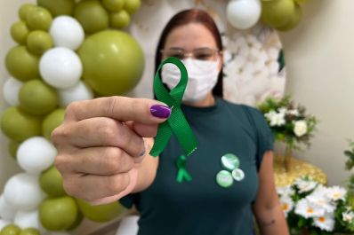 notícia: Abril Verde: Governo do Amapá conscientiza servidores do Hospital de Santana sobre prevenção de acidentes no trabalho 