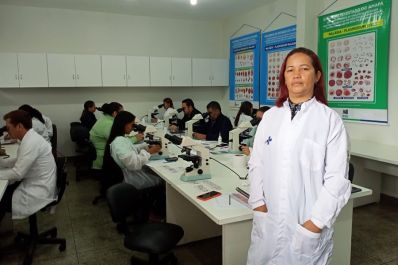 notícia: Governo do Amapá capacita especialistas em observações microscópicas para diagnósticos da malária e doença de Chagas
