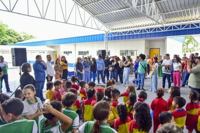 notícia: Governador Clécio Luís e técnicos do FNDE alinham reestruturação de escola estadual, em Santana