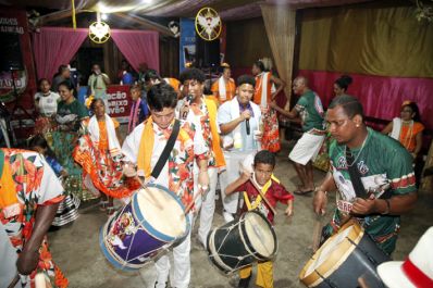 notícia: Cortejo da Murta agita barracões da área urbana de Macapá em ponto alto do Ciclo do Marabaixo 2024