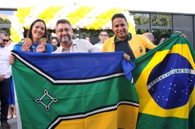 notícia: Governador Clécio Luís celebra conquistas da atleta paralímpica Wanna Brito, recordista mundial no Japão