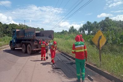 notícia: Governo do Amapá realiza força-tarefa para recuperar a rodovia Josmar Pinto