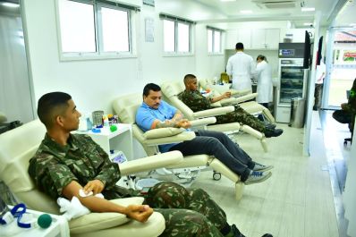 notícia: Carreta do Hemoap chega à Zona Oeste de Macapá para captar novos doadores de sangue