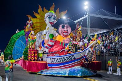 notícia: Carnaval 2024: Piratas Estilizados comemora 50 anos na avenida com mergulho na própria história