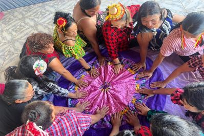 notícia: Governo do Amapá promove curso de empoderamento feminino para fortalecer rede de proteção na fronteira, em Oiapoque